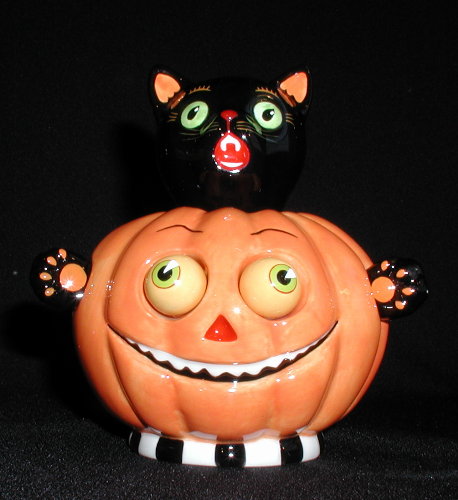 Cat on Pumpkin S&P