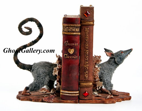 Shakesfeare Rat Bookends 2 Shakesfeare Rat Bookends - Image 2