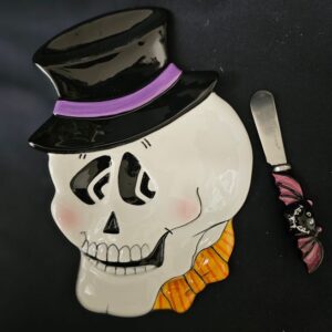 Fitz & Floyd Smiling Skull Canape Plate with Bat Spreader Knife