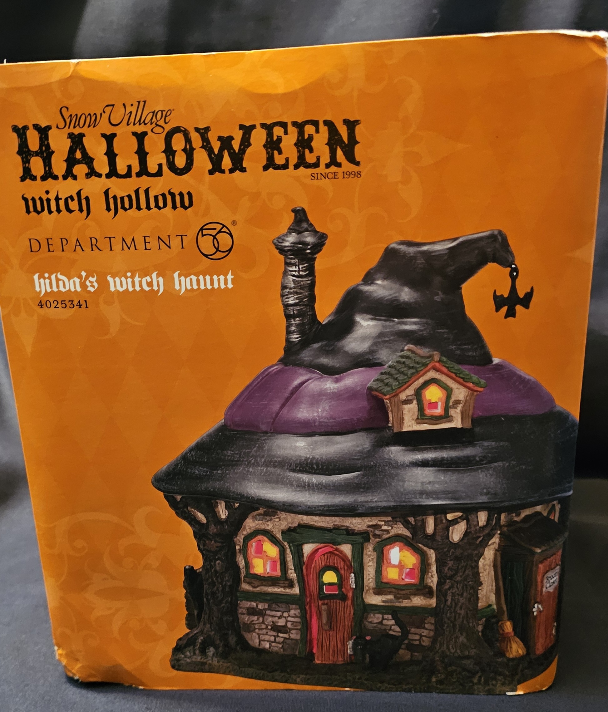 Halloween Village Hilda's Witch Haunt 2 Halloween Village Hilda's Witch Haunt - Image 2